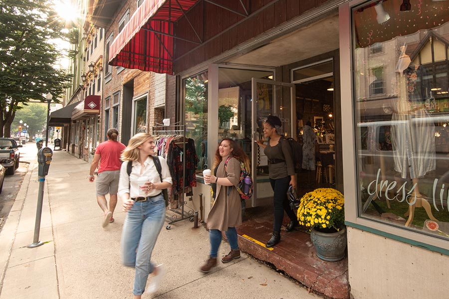 Students shopping in Williamsport