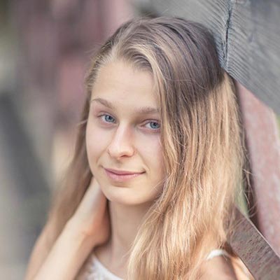 Sarah Lanphear ’25